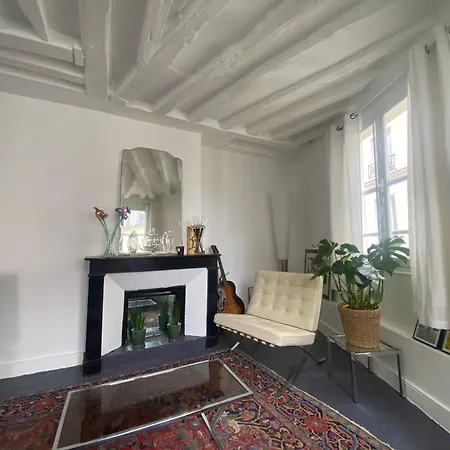 Aux Terrasses De La Lune Apartment Paris