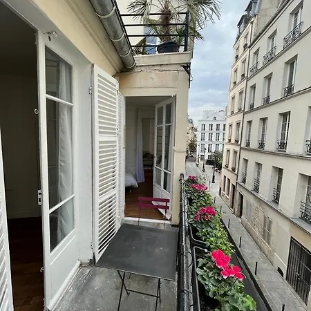 Aux Terrasses De La Lune * París